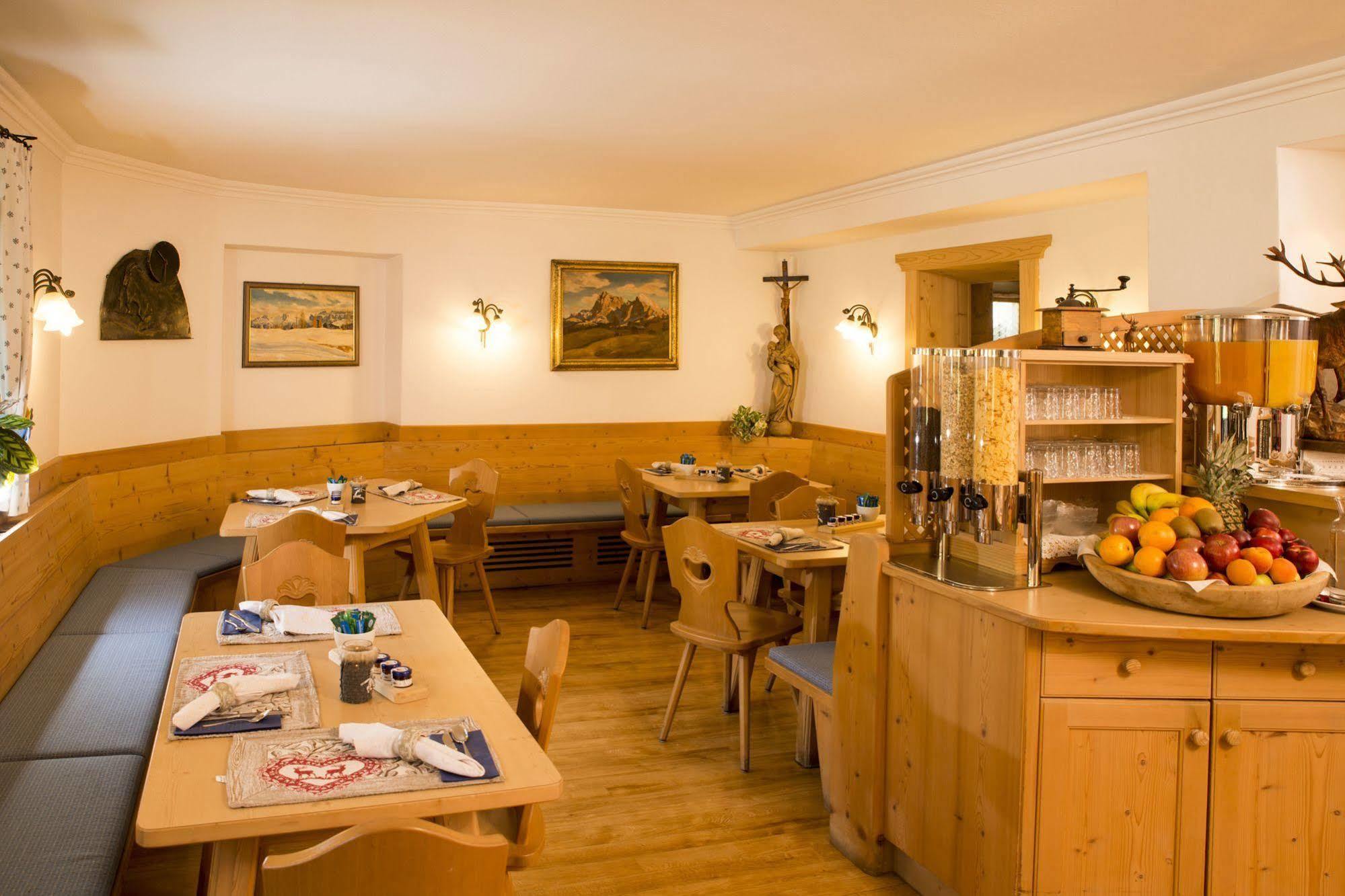 Hotel Garni Snaltnerhof Ortisei Exteriér fotografie