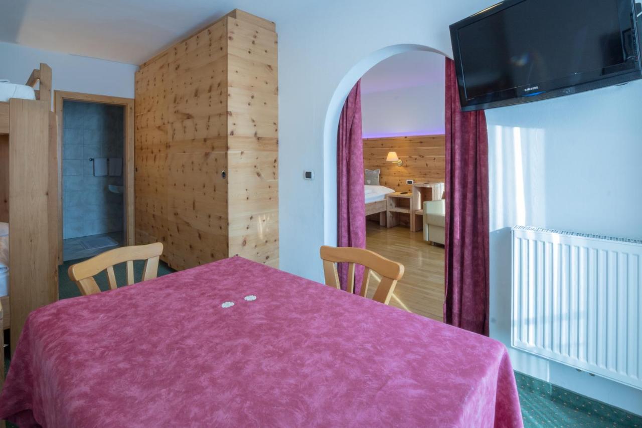 Hotel Garni Snaltnerhof Ortisei Exteriér fotografie