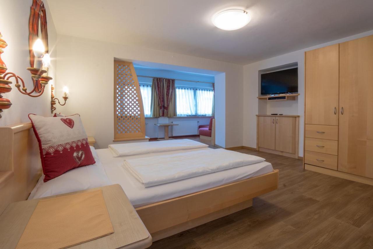Hotel Garni Snaltnerhof Ortisei Exteriér fotografie